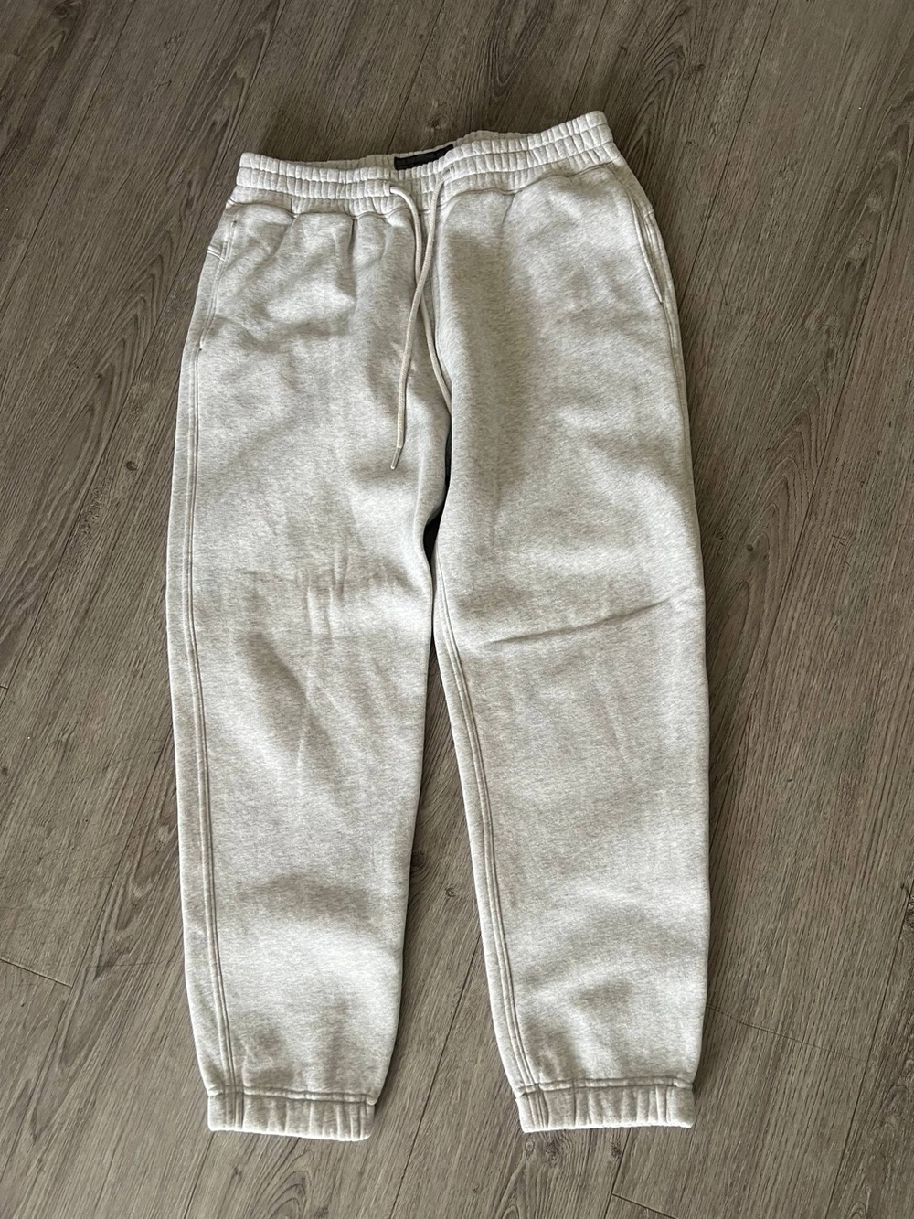 Men's Jogger Sweatpants
Abercrombie & Fitch M Size (30)